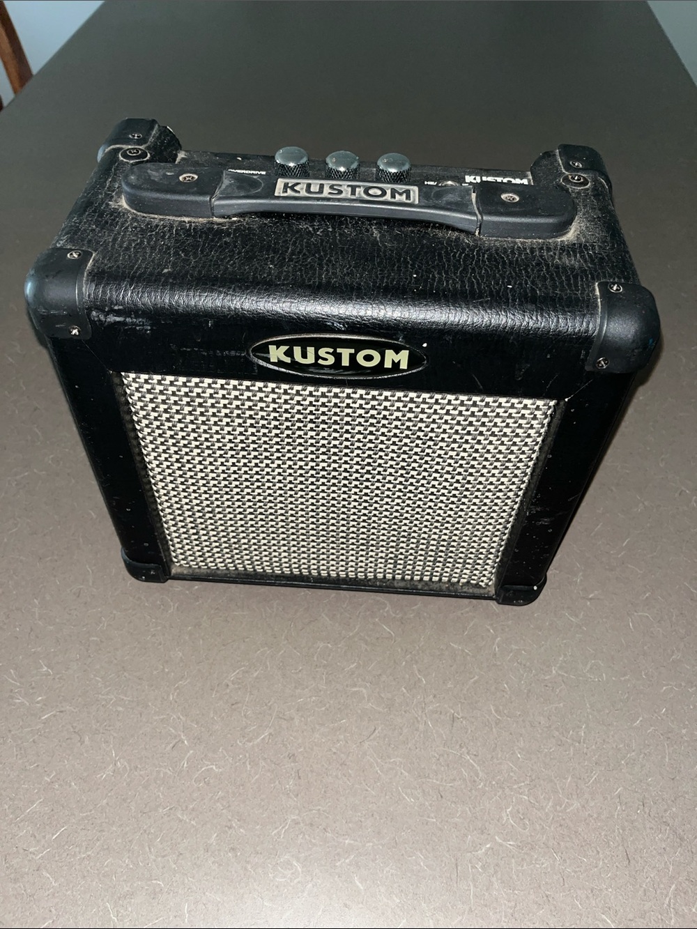 Kustom KGA10 Portable Guitar Amplifier